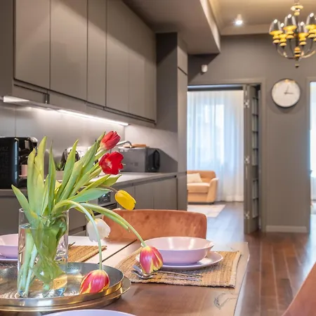 Premium - Top-notch Place 2br/2bth דירה סופיה